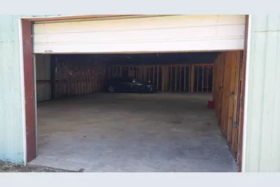 610 New York Street, Navasota, TX 77868 - Photo 30