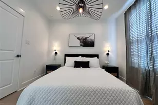 1928 Cochran St, Houston, TX 77009 - Photo 30