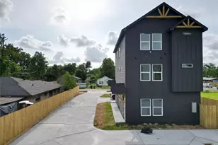 8605 Wileyvale Rd, Houston, TX 77016 - Photo 2