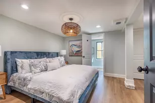 3027 Ave O 1/2, Galveston, TX 77550 - Photo 16