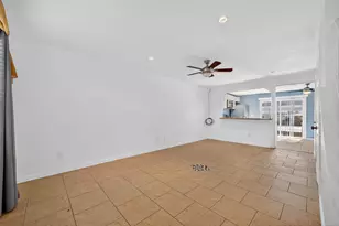 1701 Upland Dr, Houston, TX 77043 - Photo 8