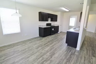 11 Leisure Shore Court, Manvel, TX 77578 - Photo 4