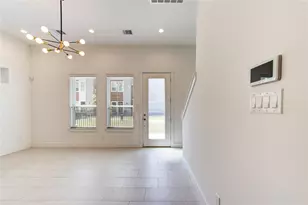 564 Janisch Rd, Houston, TX 77018 - Photo 6