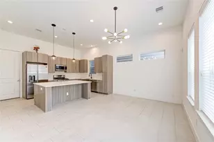 564 Janisch Rd, Houston, TX 77018 - Photo 1