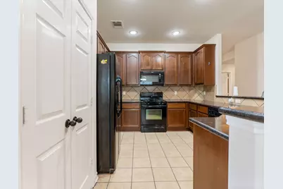 2018 Knoll Oak Lane, Richmond, TX 77469 - Photo 16