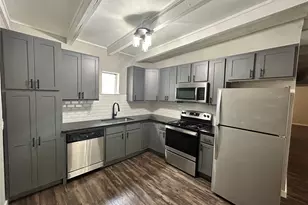 219 Marshall St, Houston, TX 77006 - Photo 1