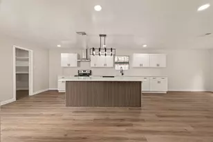 6026 Downwood Forest Dr, Houston, TX 77088 - Photo 12