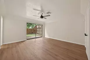 6026 Downwood Forest Dr, Houston, TX 77088 - Photo 16