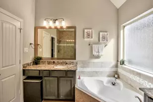 12265 Oxford Cres Cir, Houston, TX 77082 - Photo 6