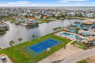 21732 Deaf P Smith Dr, Galveston, TX 77554 - Photo 40