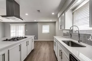 5426 Fairgreen Ln, Houston, TX 77048 - Photo 18