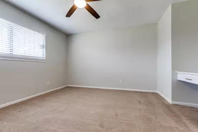 5426 Fairgreen Lane, Houston, TX 77048 - Photo 20