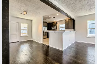 519 W Clay Street #2, Houston, TX 77019 - Photo 2