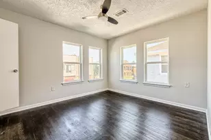 519 W Clay St, Houston, TX 77019 - Photo 16