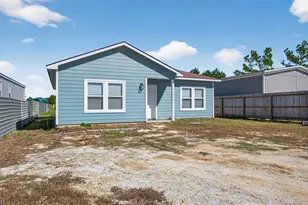 1012 Rd 5606, Cleveland, TX 77327 - Photo 2