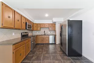 8614 Oakford Dr, Houston, TX 77024 - Photo 6