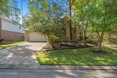 167 N Whistlers Bend Circle, Conroe, TX 77384 - Photo 2