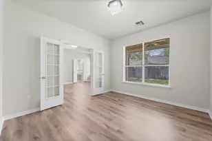 167 N Whistlers Bend Cir, Conroe, TX 77384 - Photo 24