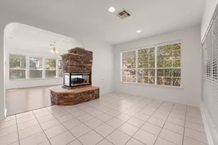 167 N Whistlers Bend Cir, Conroe, TX 77384 - Photo 14