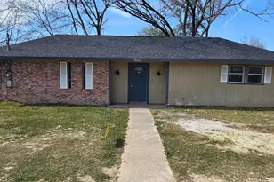 206 Raymac St, Houston, TX 77037 - Photo 2