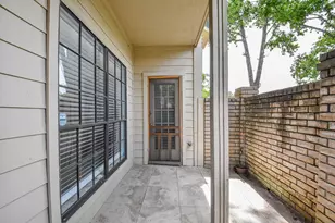800 Country Pl Dr, Houston, TX 77079 - Photo 28