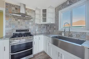 1216 Sailfish St, Bayou Vista, TX 77563 - Photo 16