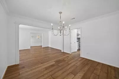 6423 Cindy Lane, Houston, TX 77008 - Photo 10
