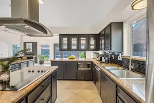 11851 Briar Forest Dr, Houston, TX 77077 - Photo 10