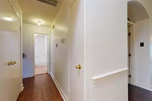 8231 Ashlawn Dr, Houston, TX 77083 - Photo 6