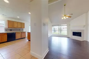 8231 Ashlawn Dr, Houston, TX 77083 - Photo 12