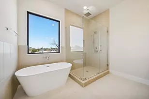 8713 Assisi Ln, Houston, TX 77055 - Photo 24
