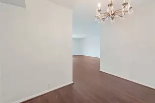 2601 Bellefontaine St, Houston, TX 77025 - Photo 4