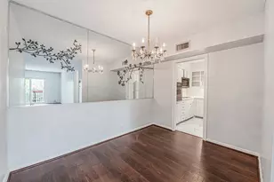 2601 Bellefontaine St, Houston, TX 77025 - Photo 2