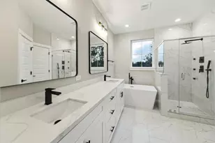 812 Thornton Rd, Houston, TX 77018 - Photo 6