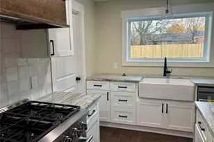 802 Victoria St, Navasota, TX 77868 - Photo 8