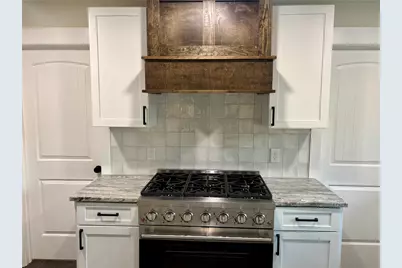 802 Victoria Street, Navasota, TX 77868 - Photo 6