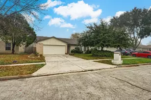 10118 Fernstone Ln, Houston, TX 77070 - Photo 1