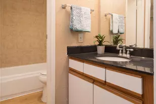 9707 Richmond Ave, Houston, TX 77042 - Photo 12