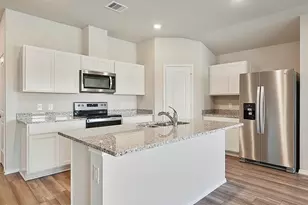 1616 Navarro Dr, Brenham, TX 77833 - Photo 2