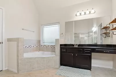 4115 Broadmoor Drive, Mont Belvieu, TX 77523 - Photo 20