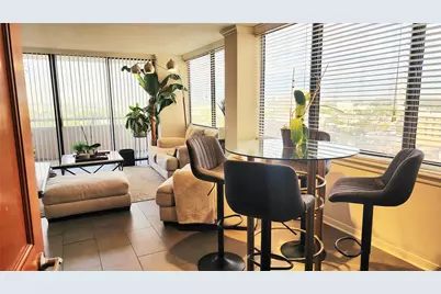 3525 Sage Road #1415, Houston, TX 77056 - Photo 4