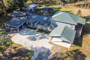 229 Bishop, Livingston, TX 77351 - Photo 4