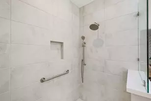 11139 Riverview Way, Houston, TX 77042 - Photo 30