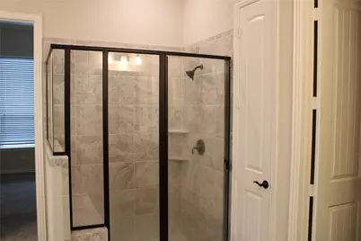 21911 Avalon Queen Drive, Spring, TX 77379 - Photo 10