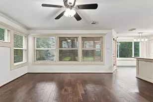 202 W Greywing Cir, The Woodlands, TX 77382 - Photo 24