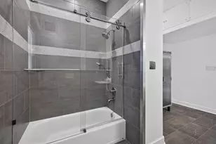 1119 Avenue L, Galveston, TX 77550 - Photo 34