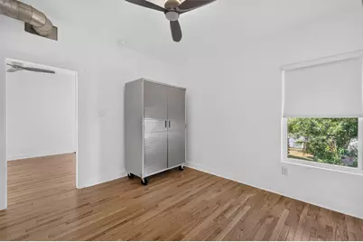 1119 Avenue L, Galveston, TX 77550 - Photo 32