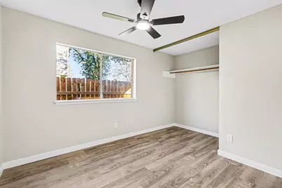 13331 Harpers Bridge Drive, Houston, TX 77041 - Photo 14