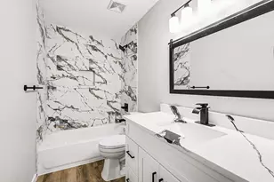 13331 Harpers Bridge Dr, Houston, TX 77041 - Photo 16