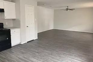 7801 Angus St, Houston, TX 77028 - Photo 6